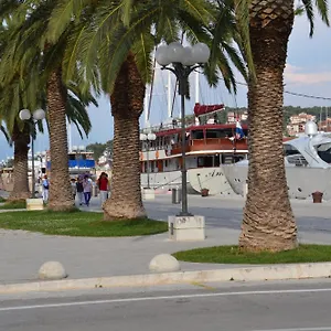apartment-kate-trogir.splithotels.org/